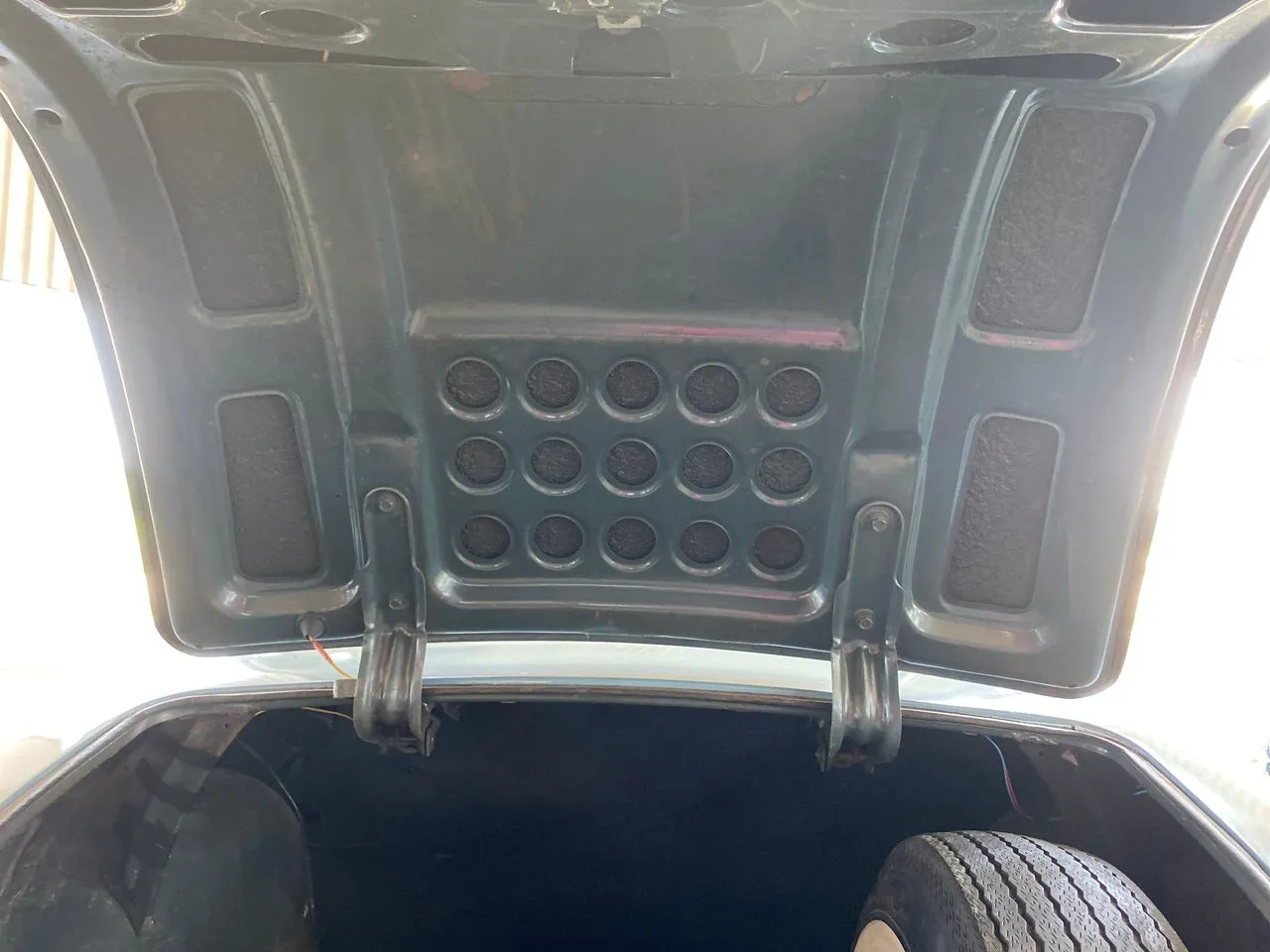 Vehicle image 36