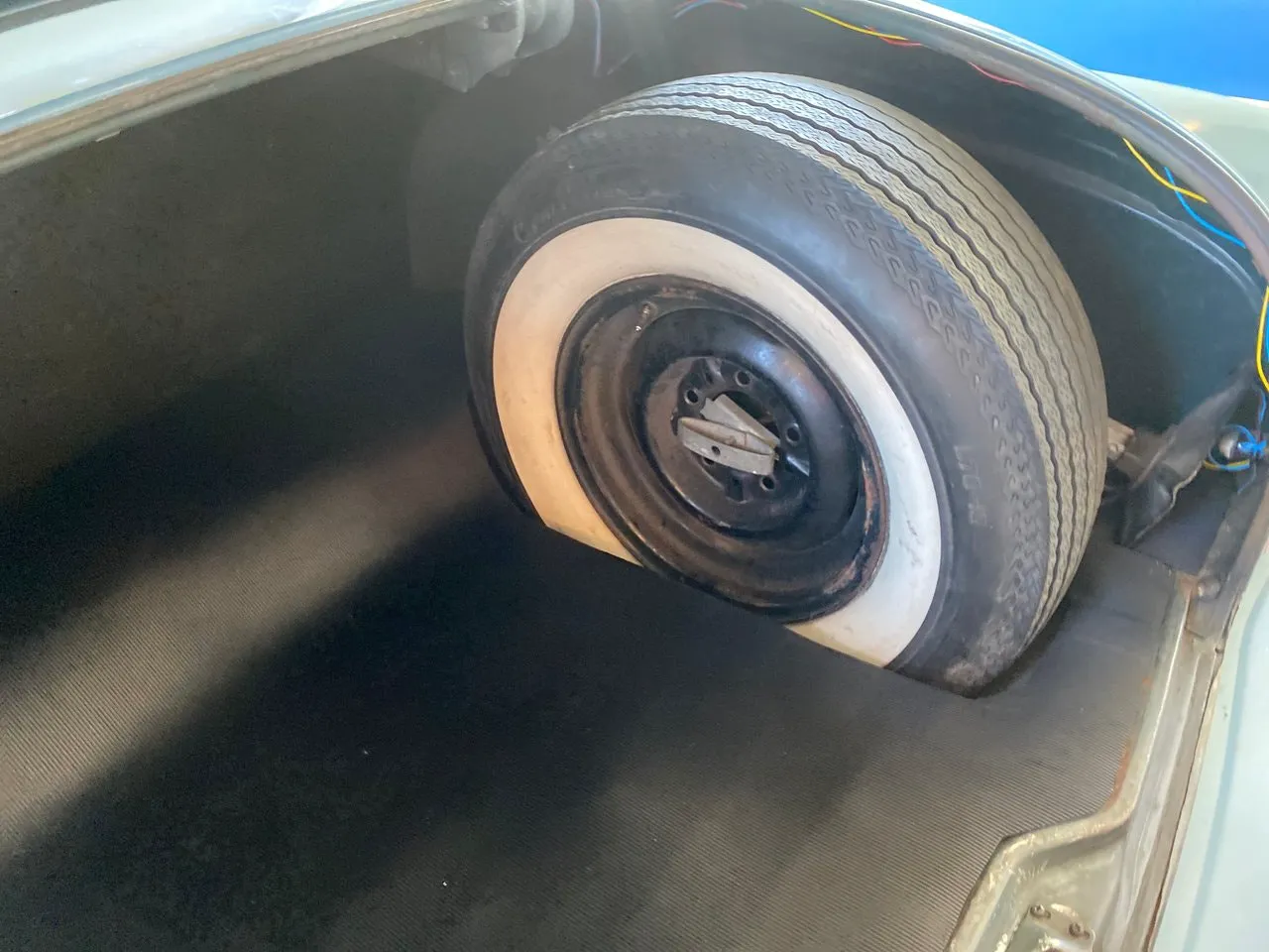 Vehicle image 35