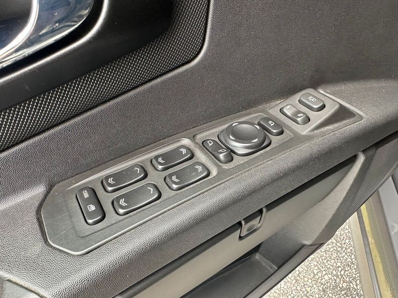 Cadillac SRX bild 22