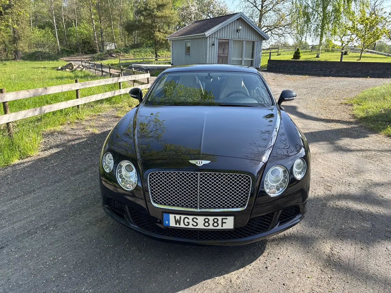Vehicle image 33
