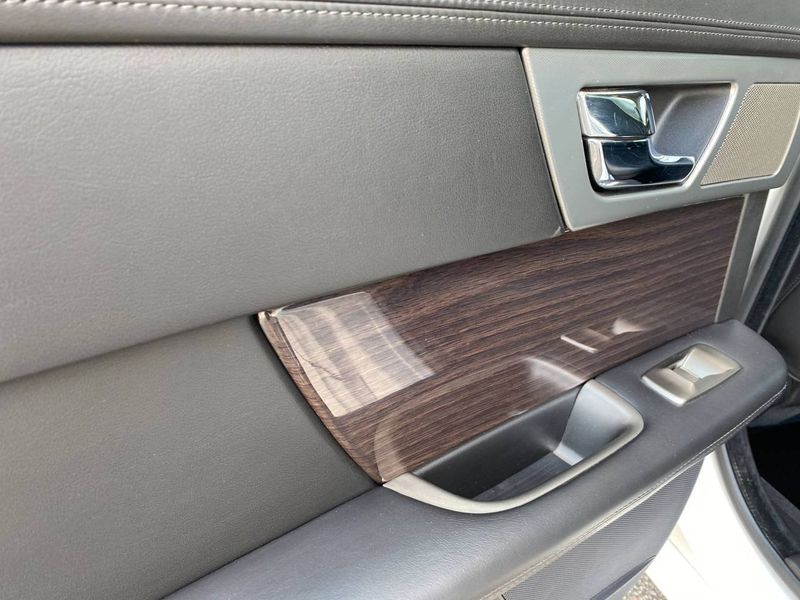 Jaguar XF bild 15