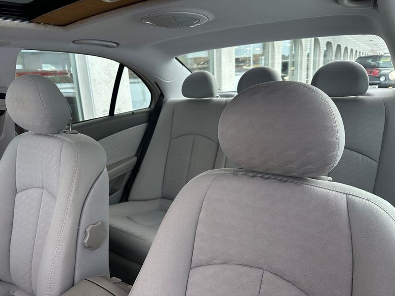 Mercedes E220 bild 13