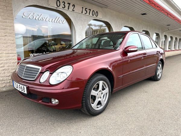 Mercedes E220 CDi Aut Sedan Classic Diesel - 2003
