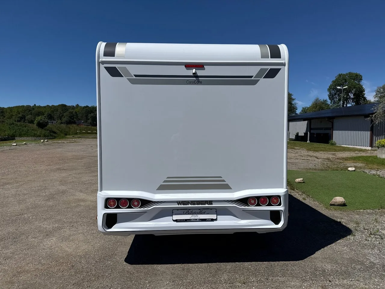 Vehicle image 33