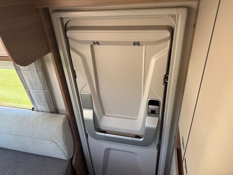 Knaus R12 bild 34