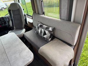 Knaus R12 bild 11
