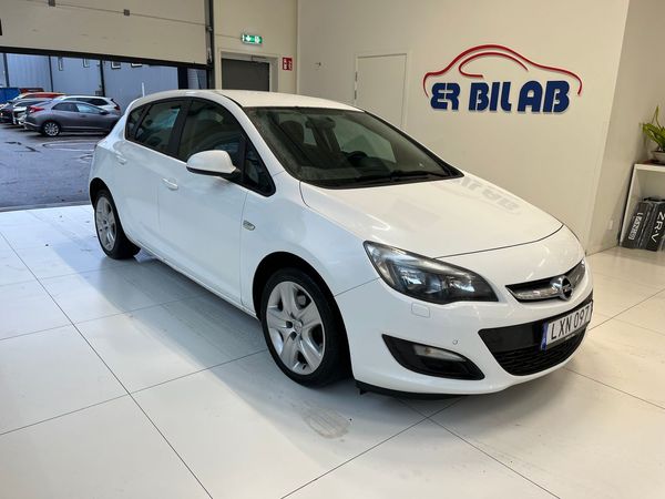 Opel Astra 1,7 CDTI 5dr Levreras nybesiktigad - 2013