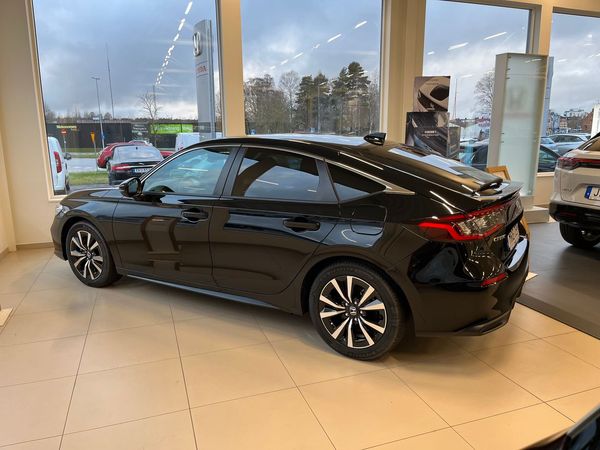 Honda Civic e:HEV Köp bilen online på www.erbil.se - 2026