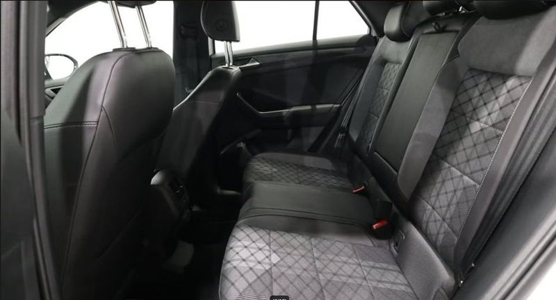 Volkswagen T-Roc bild 4