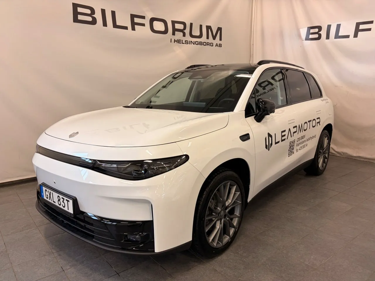 Vehicle image 2