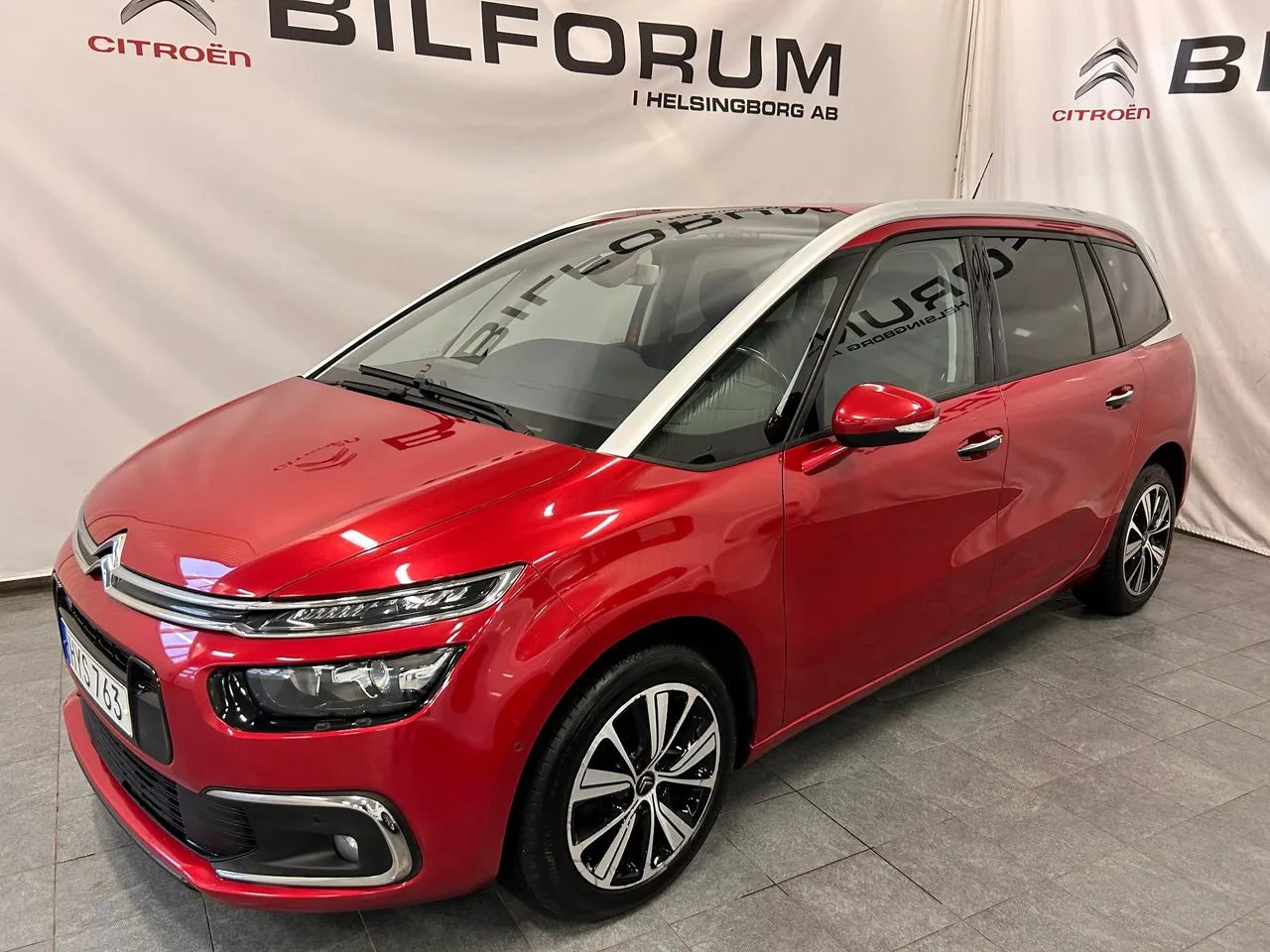Vehicle image 1