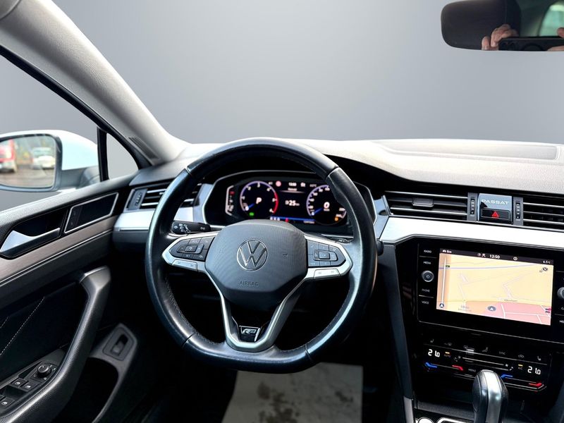 Volkswagen Passat bild 8