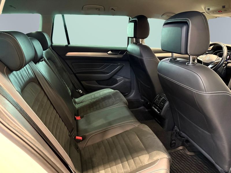 Volkswagen Passat bild 6