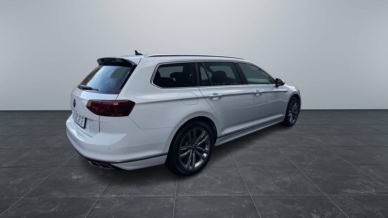Volkswagen Passat bild 4