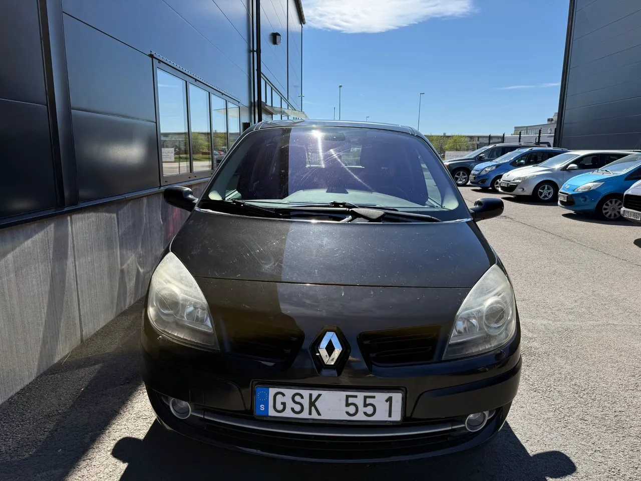 Vehicle image 2
