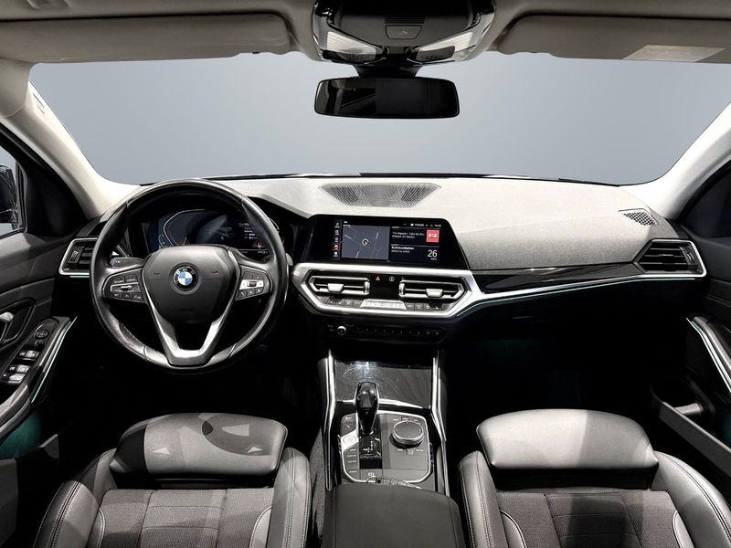 BMW 320 bild 7