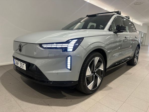 Volvo EX90 Twin Motor Performance Ultra 7sätes, 360 Kamera, Panoramatak - 2025