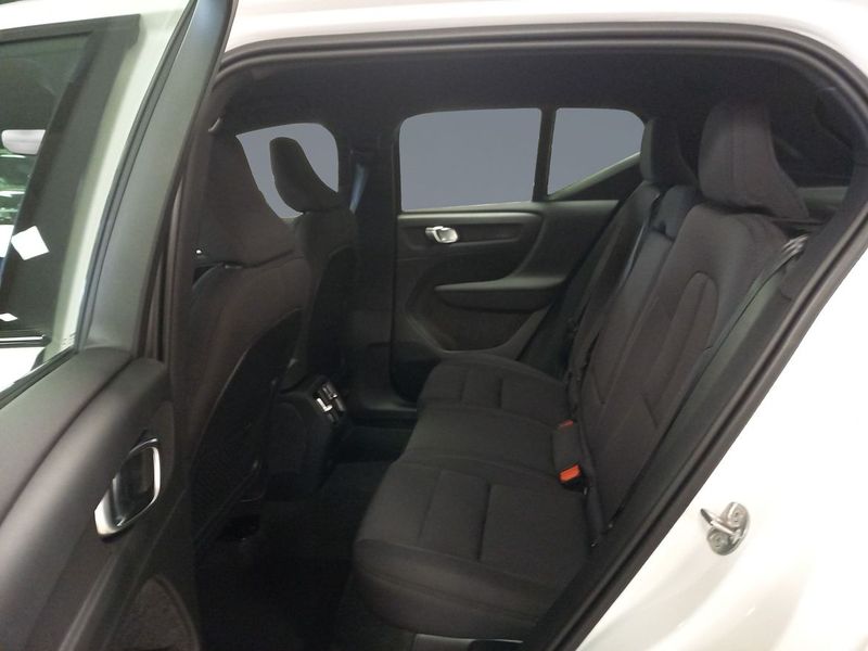 Volvo EX40 bild 7