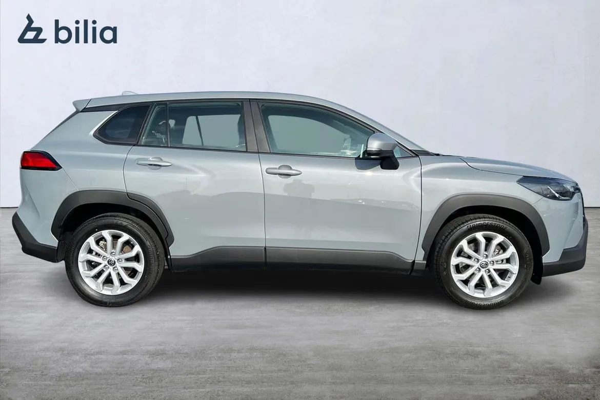 Vehicle image 18