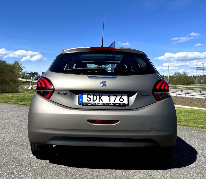 Peugeot 208 bild 7