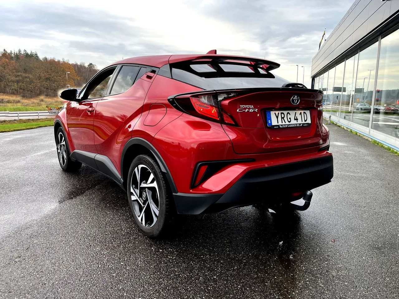Vehicle image 4