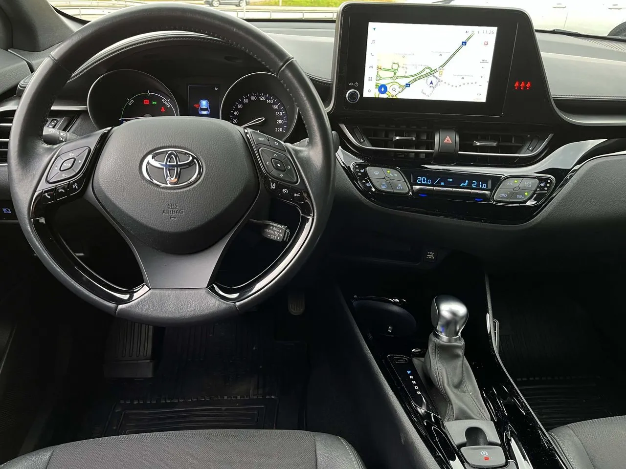 Vehicle image 6