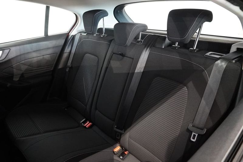 Ford Focus bild 8
