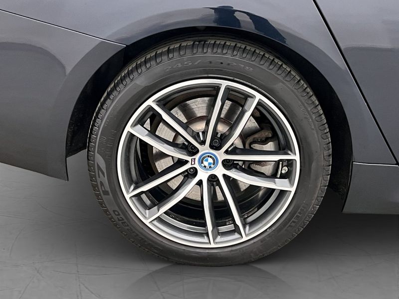 BMW 530 bild 29