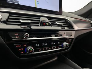 BMW 530 bild 24
