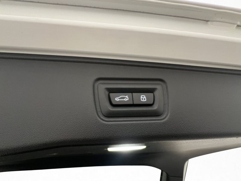 BMW i5 bild 12