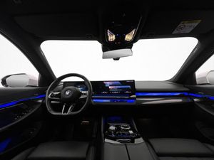 BMW i5 bild 19