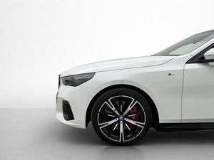BMW i5 bild 38