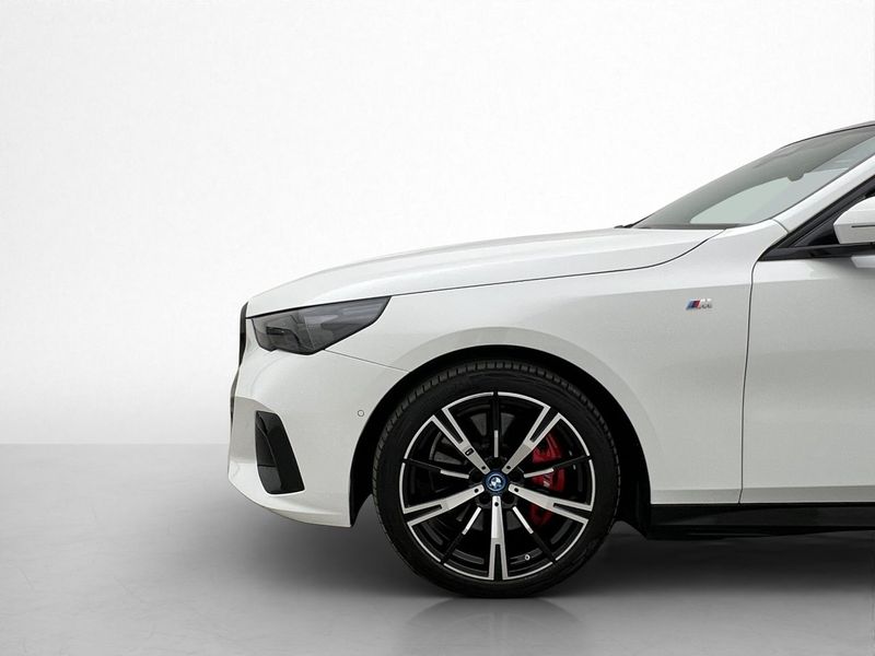 BMW i5 bild 38