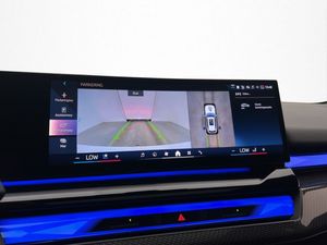BMW i5 bild 24