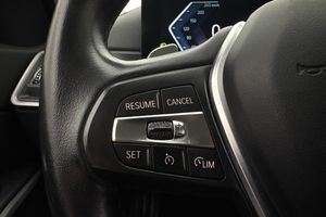 BMW 330 bild 11