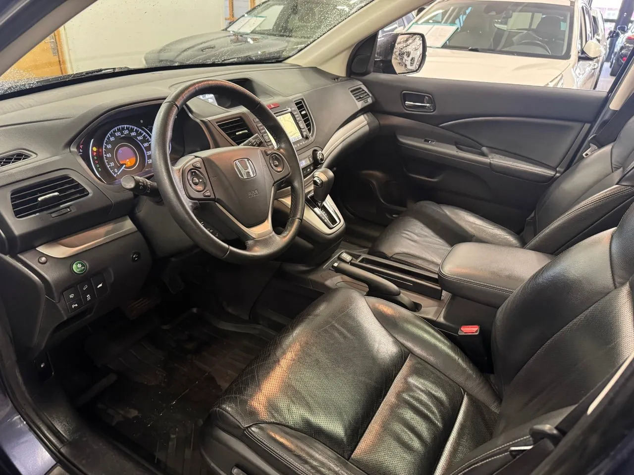 Vehicle image 18