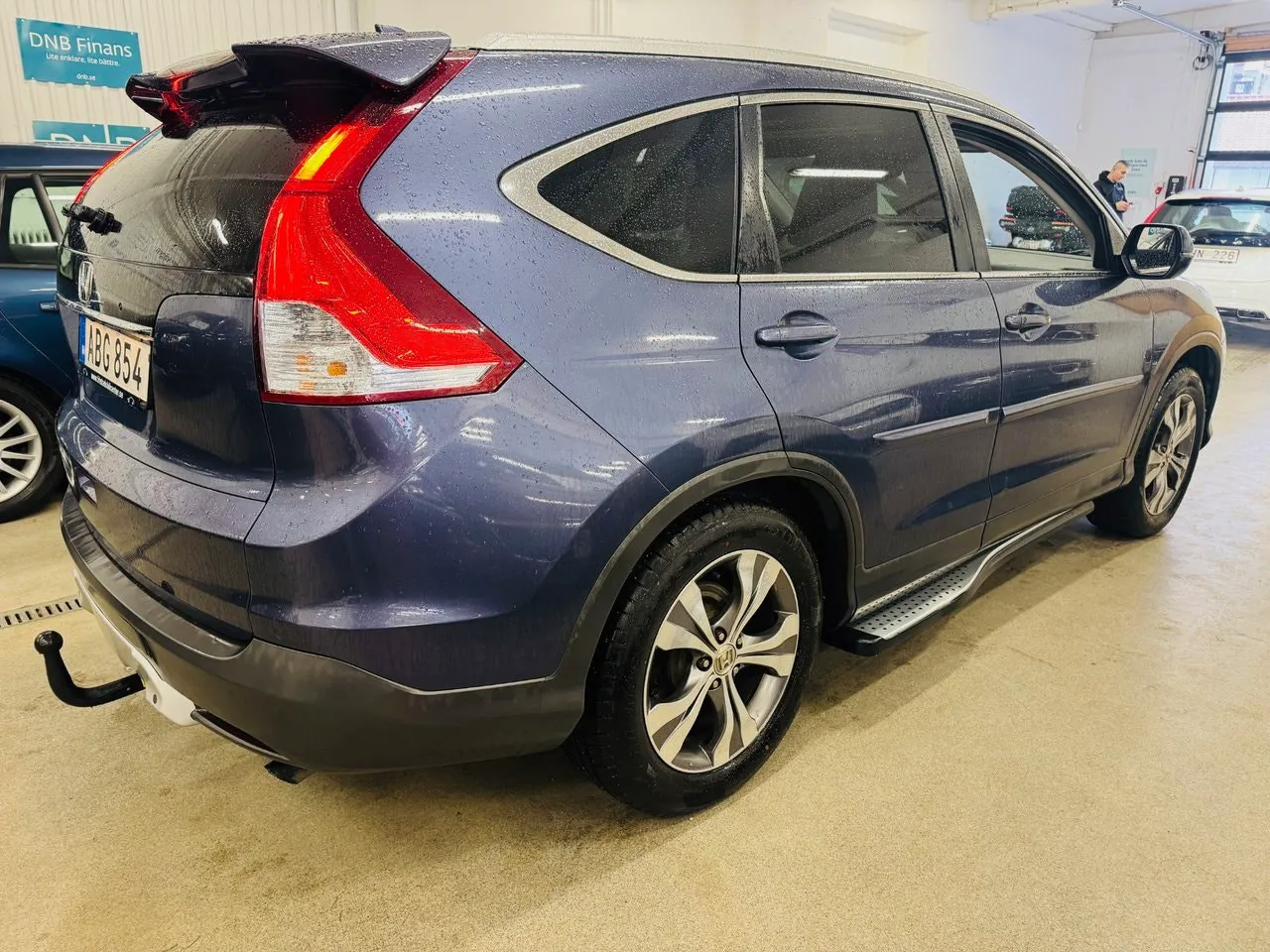 Vehicle image 13