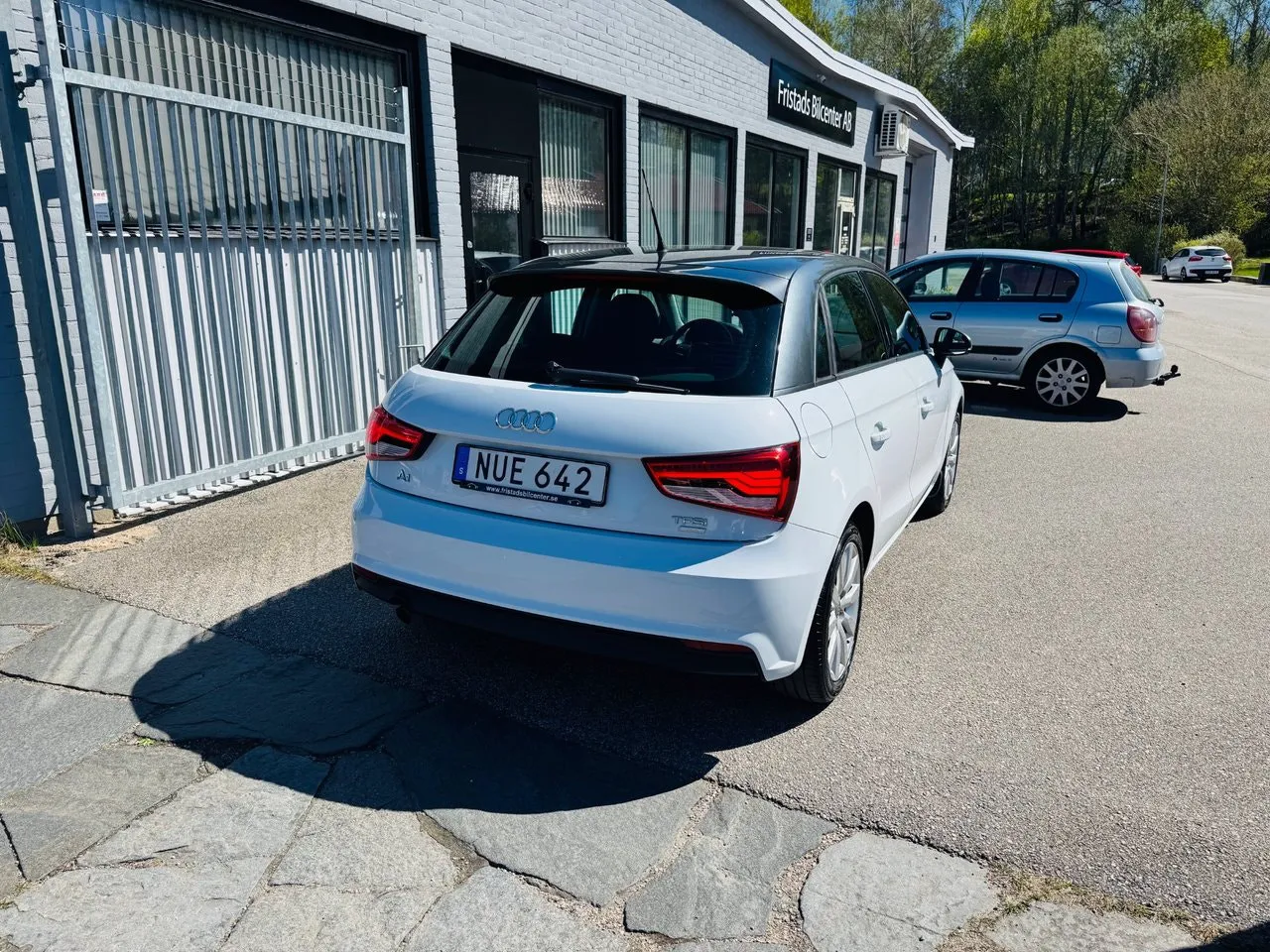 Vehicle image 2