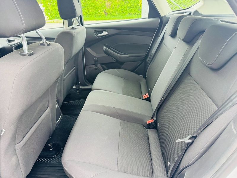 Ford Focus bild 7