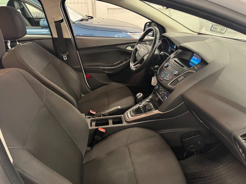 Ford Focus bild 16