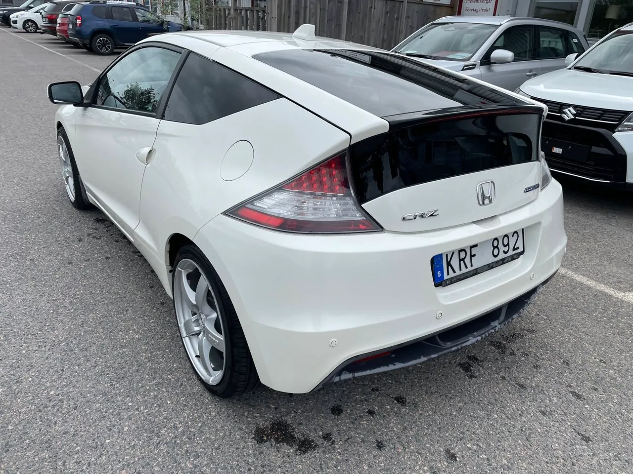 Vehicle image 7