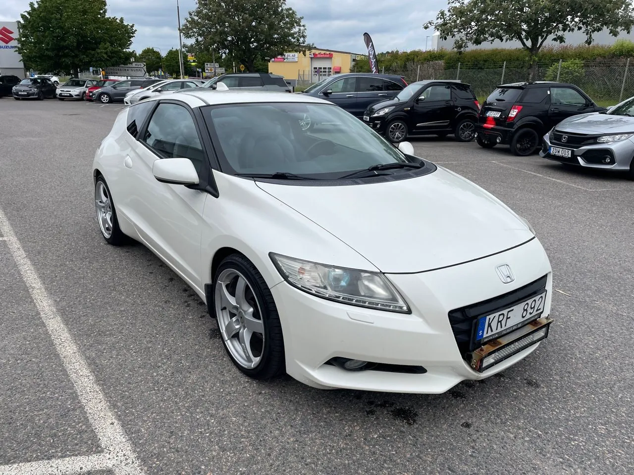 Vehicle image 3