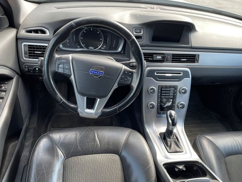 Volvo V70 bild 8