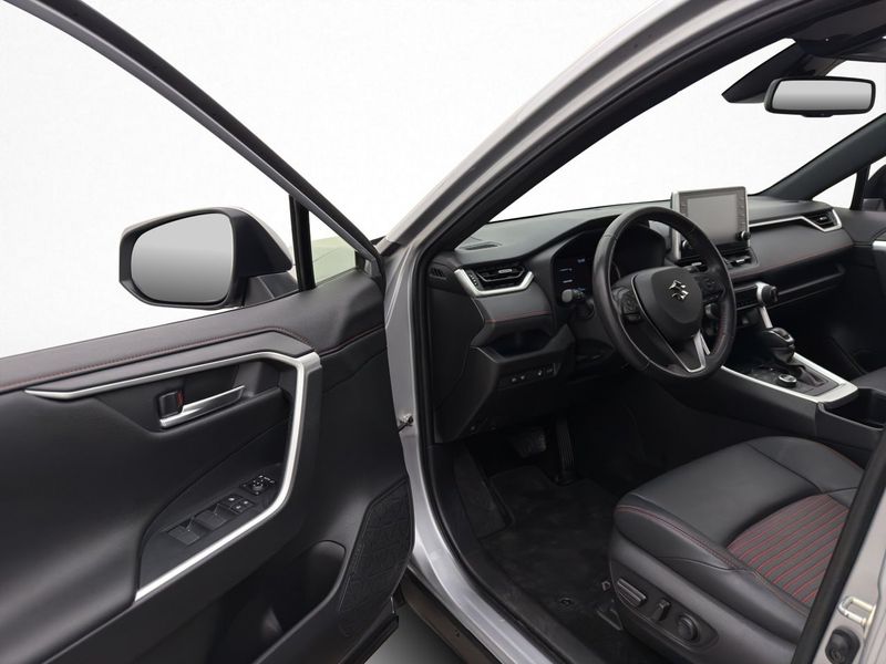 Suzuki Across bild 12