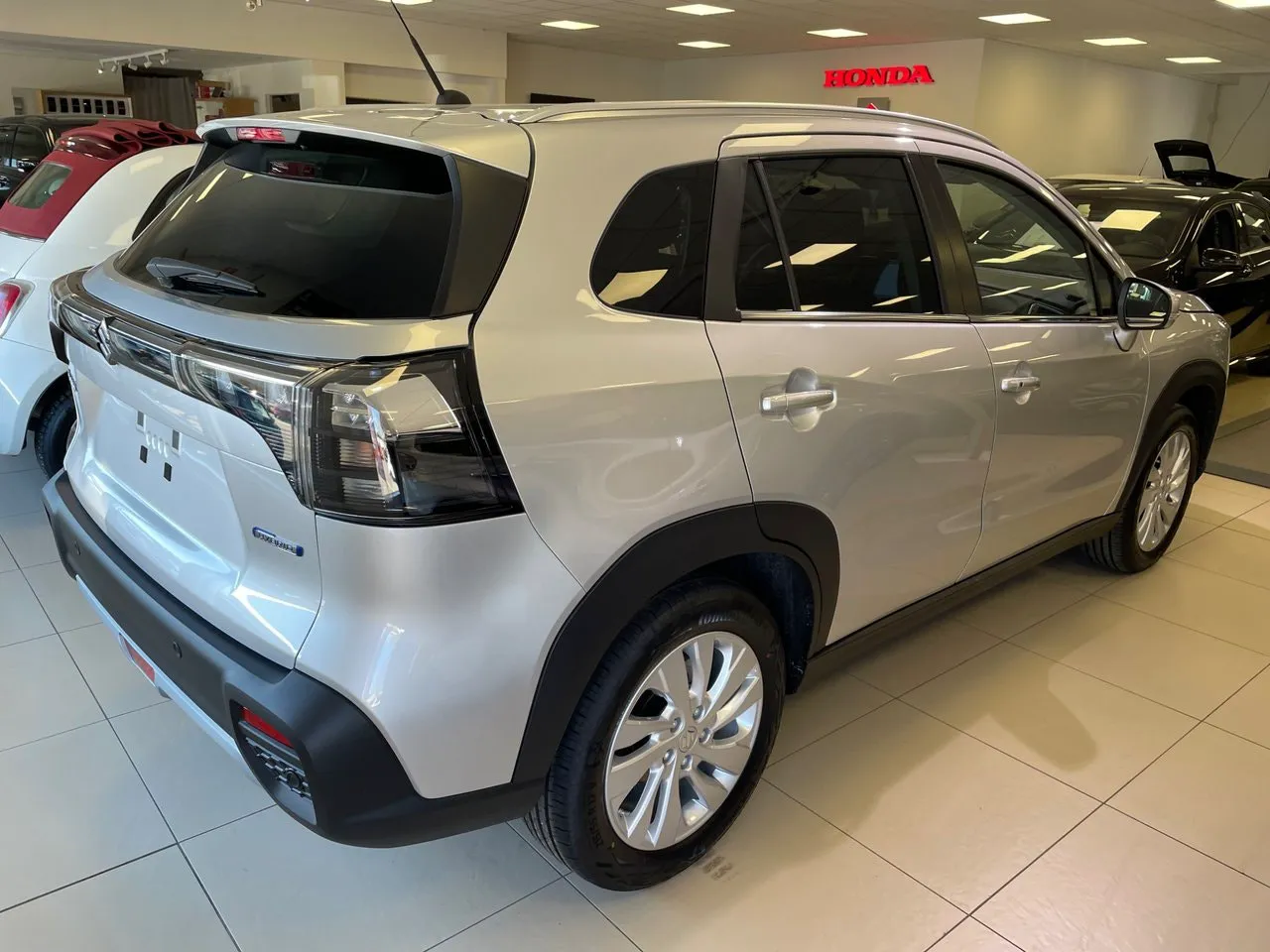 Vehicle image 3