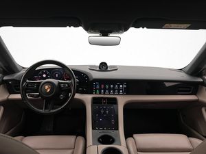 Porsche Taycan bild 16