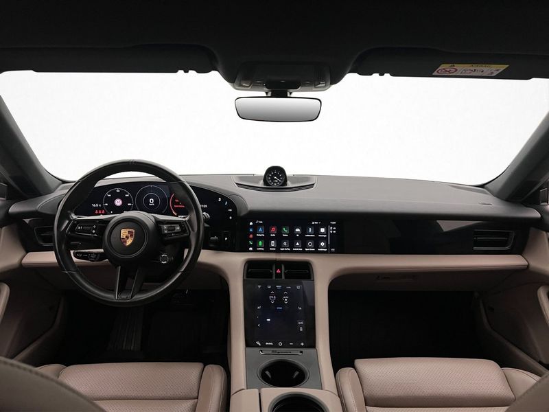 Porsche Taycan bild 16