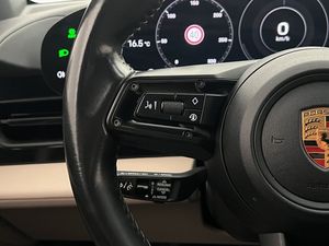 Porsche Taycan bild 19