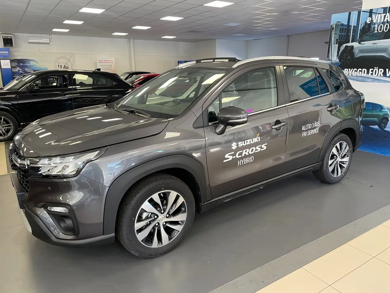 Vehicle image 1