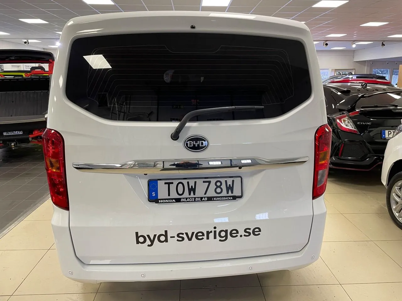 Vehicle image 2